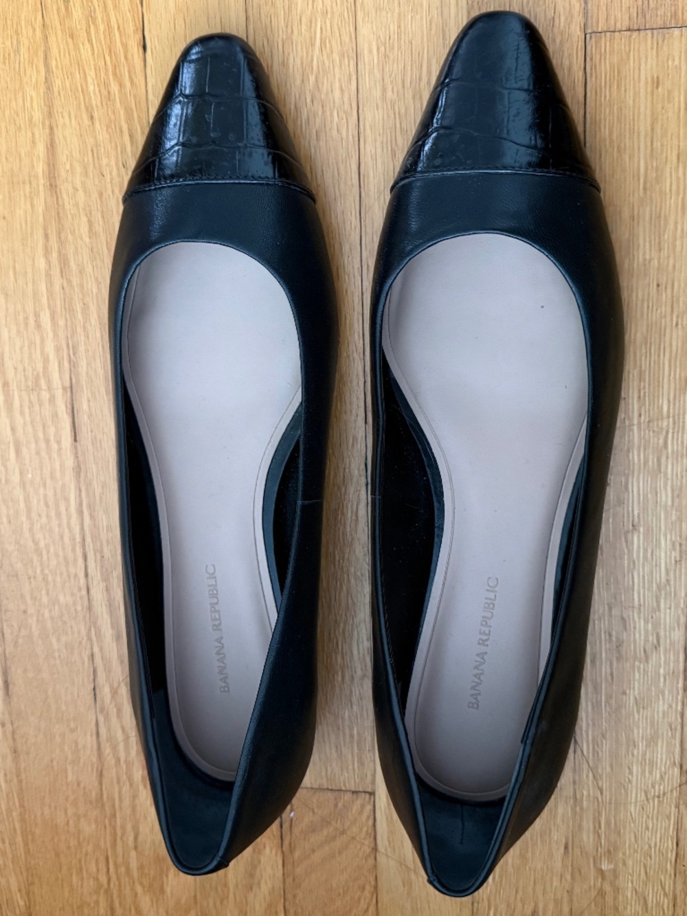 Banana Republic slip on shoes